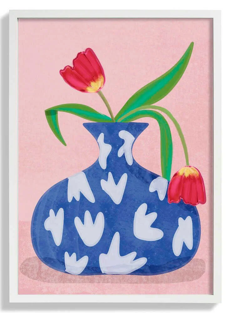 Tulpe in vase by Raissa Oltmanns - Image 5